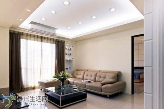 7B8979F804E5.jpg