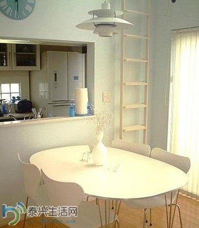 70B70D53CAA8.jpg