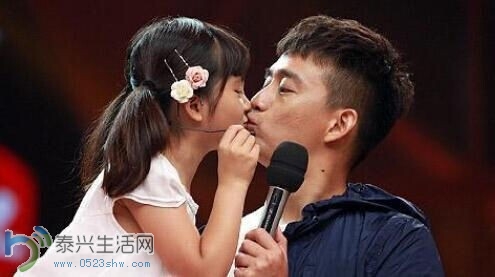 huang2.jpg