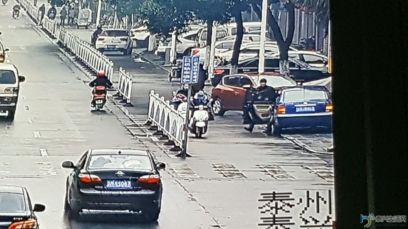 chXV8MT1VPOu.jpg