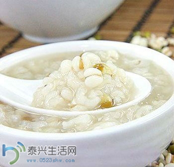 76A35400A4F1.jpg