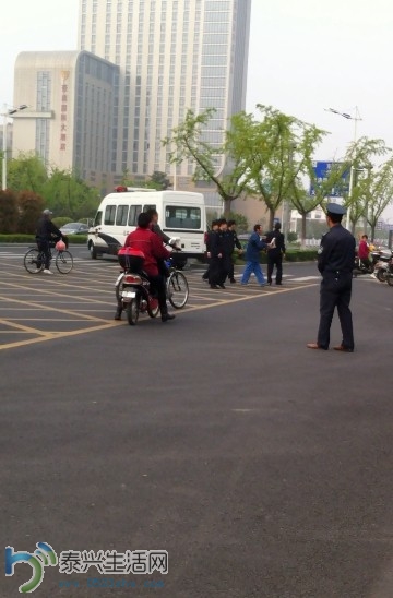 QQͼƬ20140411083657.jpg