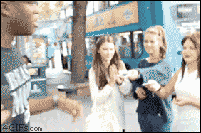 1_8252b4a456ec9d3cfde9ac1c2b641838_0.gif