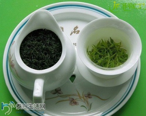 7401A934ED68_.jpg